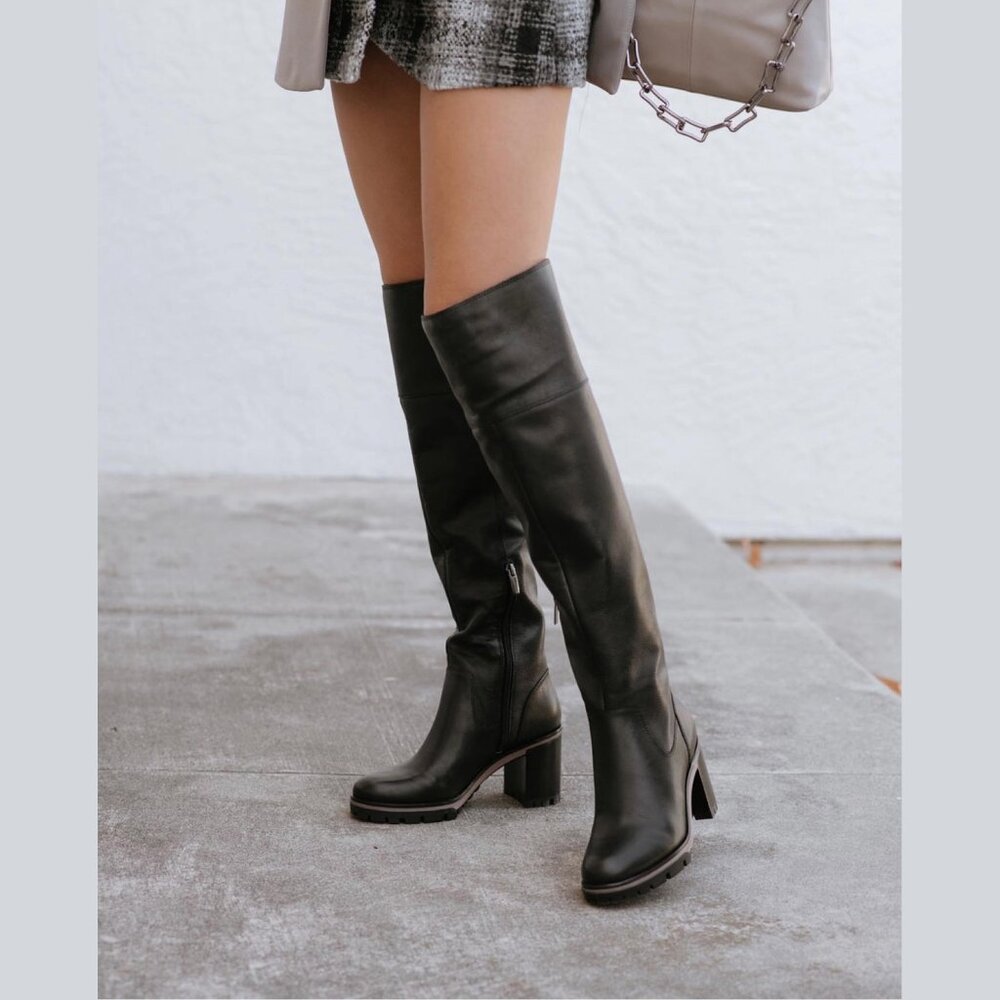 Vince Camuto “Dasemma” Black Leather Over the Knee Boots U.S. Size 7.5M